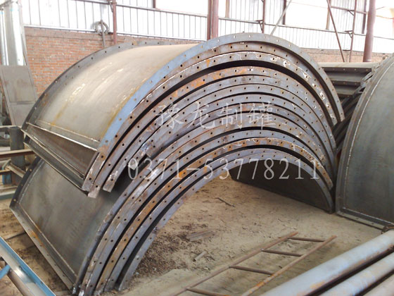 片状水泥罐制作现场02